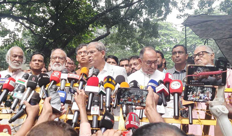 বিএনপি’র নির্বাচনের রোড ম্যাপ ঘোষণার আহ্বান