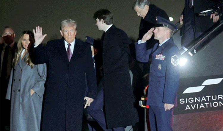 ওয়াশিংটনে পৌঁছেছেন ডোনাল্ড ট্রাম্প