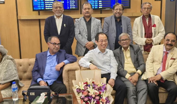 চীন সফরে দেশটির কমিউনিস্ট পার্টির সঙ্গে বিএনপির সম্পর্ক আরো শক্তিশালী হয়েছে : মির্জা ফখরুল