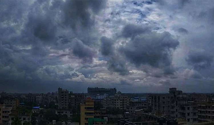 তাপমাত্রা বাড়লেও ঢাকার আকাশ থাকবে মেঘলা