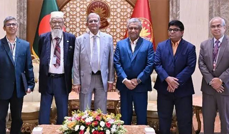 বিশ্ব শ্রমবাজারে দেশের অবস্থান সুদৃঢ় করতে দক্ষ জনশক্তি ও ভাষা শিক্ষায় গুরুত্ব দিলেন রাষ্ট্রপতি