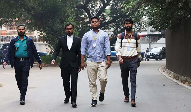 ট্রাইব্যুনালে গুরুত্বপূর্ণ তথ্য উন্মুক্ত করলেন হাসনাত আবদুল্লাহ