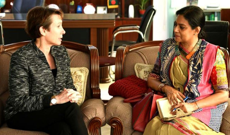 যুক্তরাষ্ট্রের চার্জ ডি’অ্যাফেয়ার্সের সাথে পরিবেশ উপদেষ্টার বৈঠক