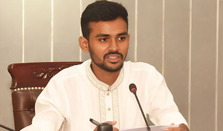 বাংলাদেশের বিগত স্বৈরাচারী সরকার তরুণদের ভোটাধিকার হরণ করেছিল : উপদেষ্টা আসিফ