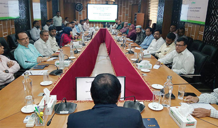 তথ্য অধিকার আইন জানা প্রজাতন্ত্রের কর্মচারীদের জন্য গুরুত্বপূর্ণ : সিনিয়র সচিব
