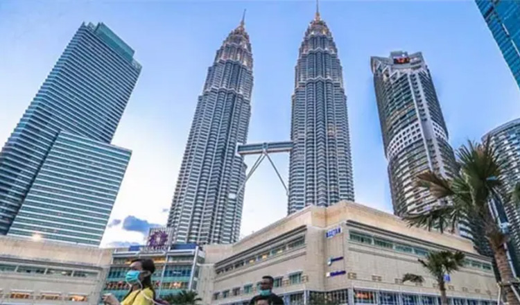 জানুয়ারি-আগস্টে মালয়েশিয়ায় বাংলাদেশি পর্যটকের সংখ্যা ২ লাখ ছাড়িয়েছে