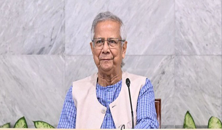 নির্বাচনের আগে আইনশৃঙ্খলা নিশ্চিত করতে হবে যেকোনো মূল্যে: প্রধান উপদেষ্টা