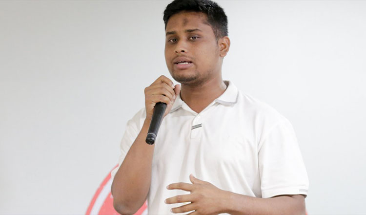 রাজধানীর উত্তরায় বিধ্বস্ত বিমান হাসিনার আমলে কেনা, দাবি হাসনাতের