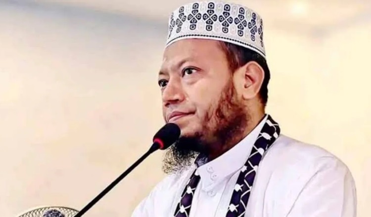 পুলিশের ছাড়পত্র না মেলায় স্থগিত আমির হামজার তাফসির মাহফিল