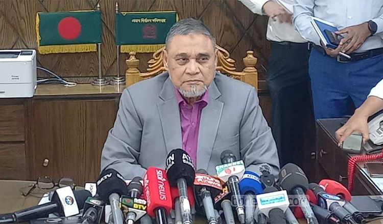 নির্বাচন কমিশন আগামী নির্বাচনে নিরপেক্ষভাবে কাজ করবে : সিইসি