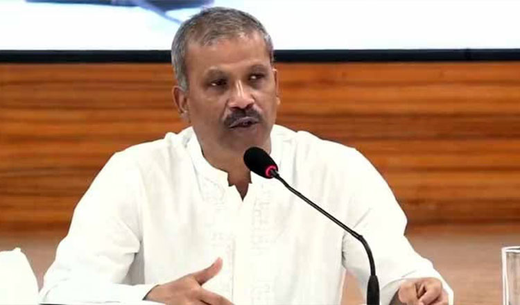 জাতীয় সংসদ নির্বাচন পেছানোর কোনো সুযোগ নেই: আইন উপদেষ্টা