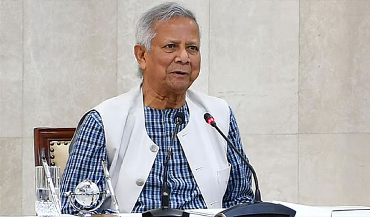 জুলাই গণআন্দোলনে মানবতাবিরোধী অপরাধীদের আইনের আওতায় আনতে আমরা বদ্ধপরিকর : প্রধান উপদেষ্টা