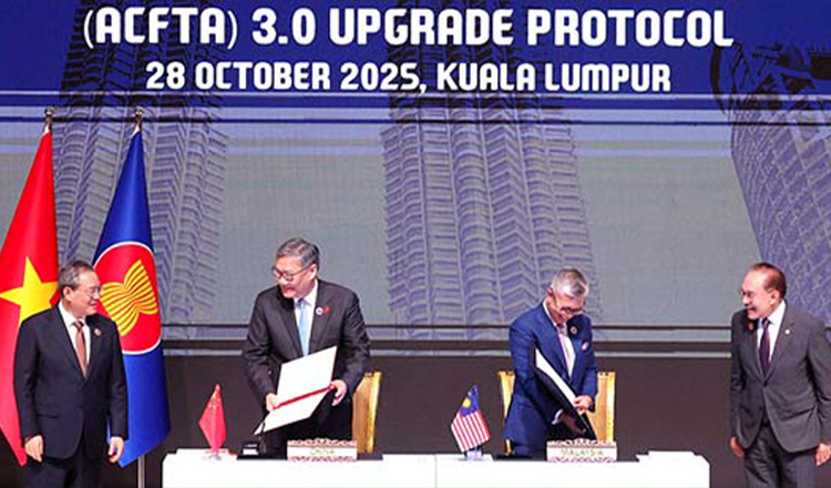 চীন এবং আসিয়ানের মধ্যে নতুন মুক্ত বাণিজ্য চুক্তি স্বাক্ষরিত