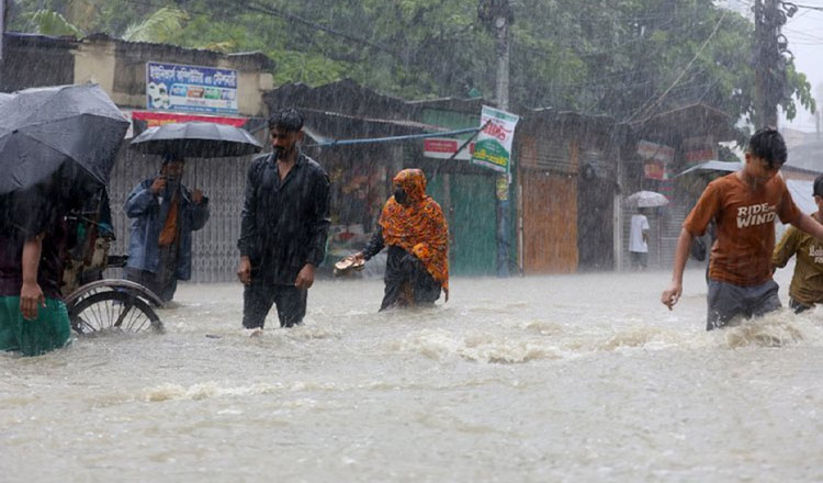 দেশের বিভিন্ন স্থানে বৃষ্টি হতে পারে, চট্টগ্রামে ভারী বর্ষণের আশঙ্কা