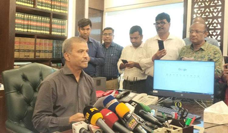 স্ব-বিরোধী বক্তব্য দিয়েছেন রাষ্ট্রপতি : আইন উপদেষ্টা