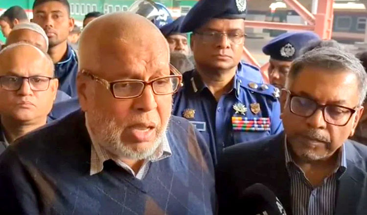 সরকারের স্টাফদের দাবির বিষয়ে আলোচনার দরজা খোলা : রেলপথ উপদেষ্টা