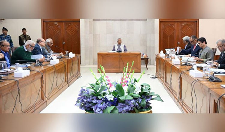 ঘুরে দাঁড়িয়েছে পতিত সরকারের রেখে যাওয়া ভঙ্গুর অর্থনীতি