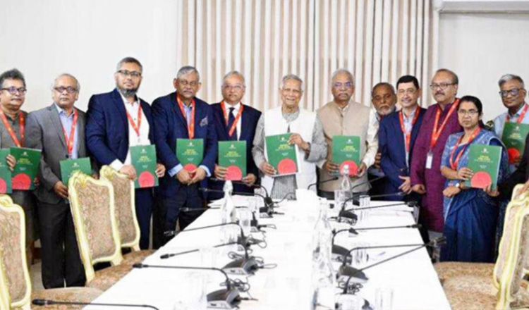 সবার জন্য নিরাপদ কাজ ও স্বাস্থ্যকর কর্মপরিবেশ তৈরি করতে শ্রম সংস্কার কমিশনের সুপারিশ