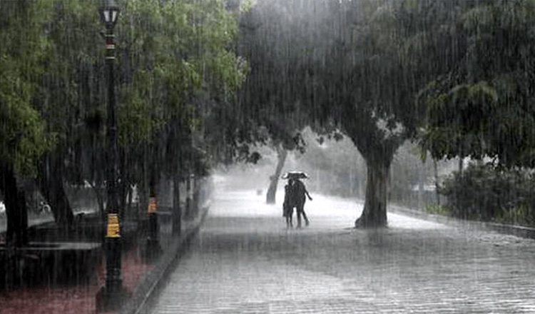 সারাদেশে হতে পারে মাঝারী থেকে ভারী বর্ষণ