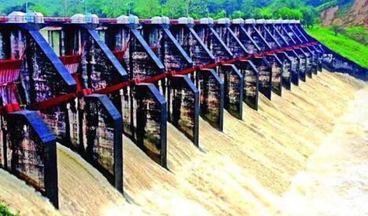 কাপ্তাই বাঁধের ১৬টি জলকপাটের ৬ ইঞ্চি খুলে দেয়া হয়েছে 