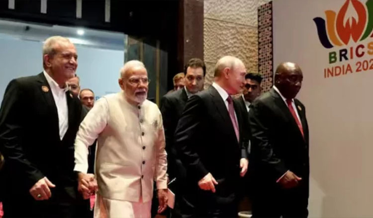 ভারত সফরেও নিজের মল-মূত্র সঙ্গে নিয়ে ফিরবেন পুতিন