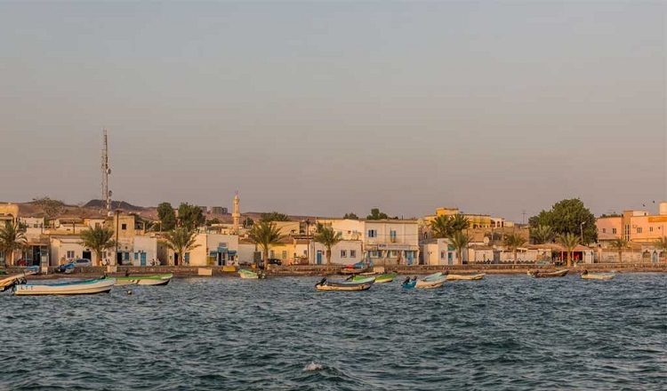 অভিবাসীদের নৌকা ডুবে ৩৩ প্রাণহানি