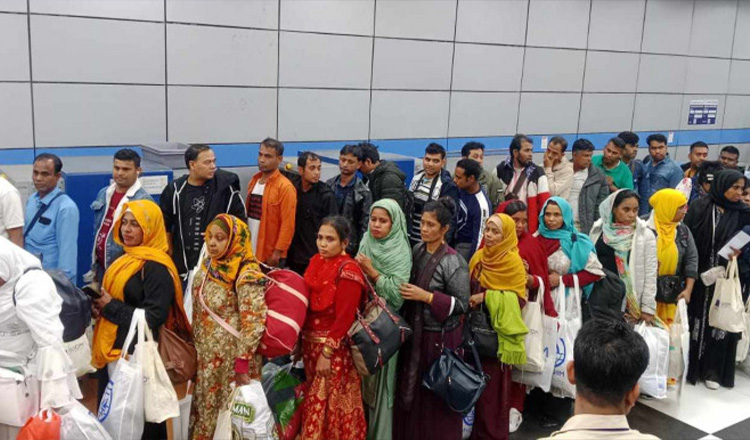 গতরাতে ফিরলেন ১৮৩ জন, এ পর্যন্ত এসেছেন মোট ৫২১ জন লেবানন থেকে