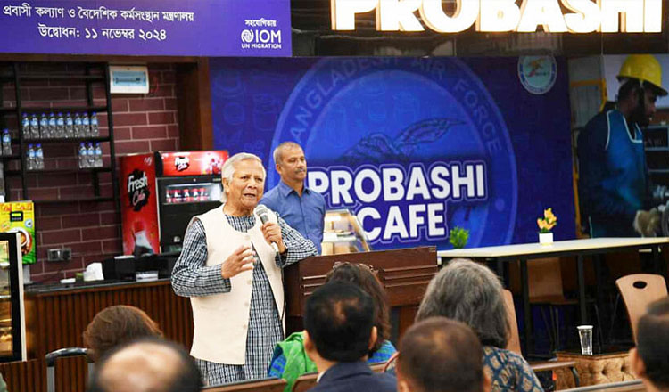 প্রবাসী শ্রমিকদের জন্য শাহজালালে বিশেষ লাউঞ্জ উদ্বোধন করলেন প্রধান উপদেষ্টা