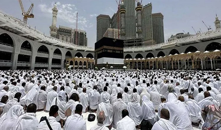 হজের উদ্দেশে ২,২৪৮ জনের সৌদি আরব যাত্রা আজ