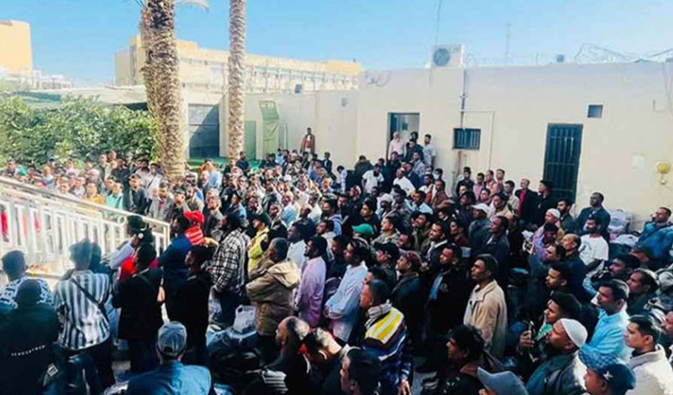 লিবিয়া থেকে দেশে ফিরেছেন ৩০৯ বাংলাদেশি নাগরিক