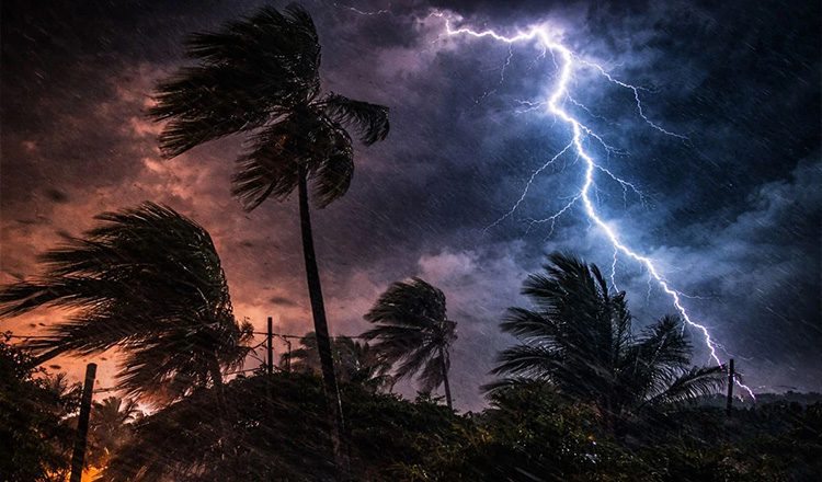 কালবৈশাখী ঝড়ের সতর্কবার্তা, নদীবন্দরগুলোতে সতর্কতা সংকেত জারি