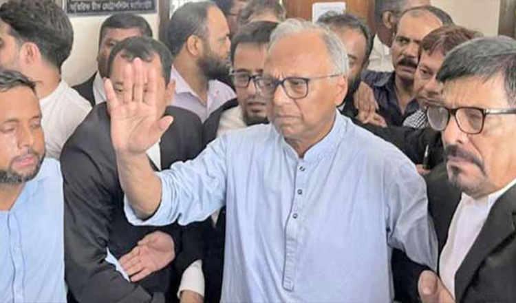 জয়কে অপহরণ ও হত্যাচেষ্টা মামলা থেকে মাহমুদুর রহমান খালাস