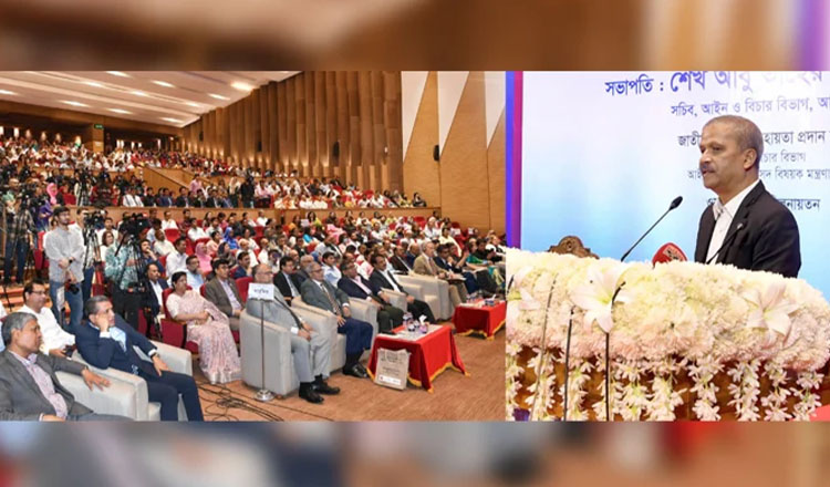 জাতীয় আইনগত সহায়তা দিবস, ২০২৫ উপলক্ষে লিগ্যাল এইড মেলা উদ্বোধন করেছেন আইন উপদেষ্টা