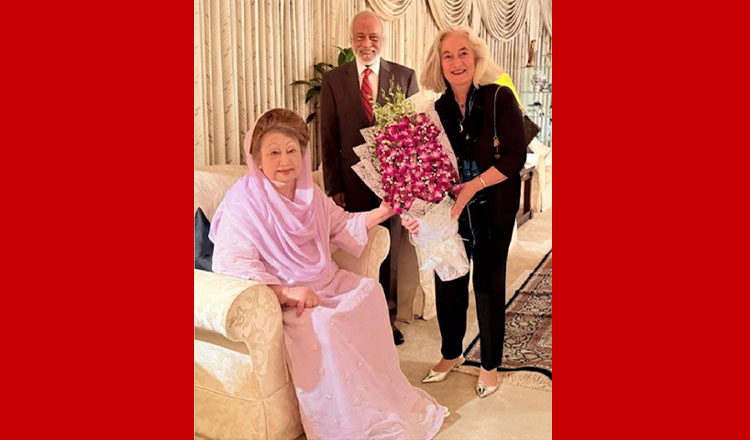 ফরাসি রাষ্ট্রদূতের সঙ্গে খালেদা জিয়ার বিদায়ী সাক্ষাৎ