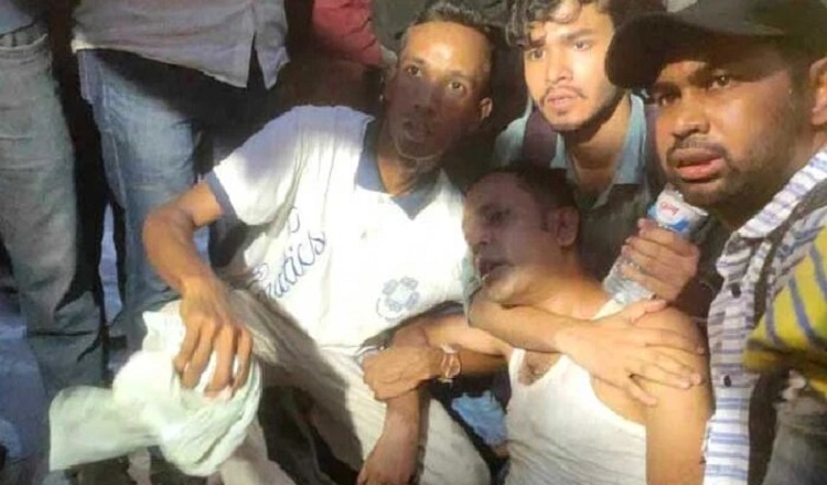 এফডিসিতে হামলায় আহত ২২ সাংবাদিক