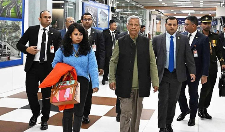 সুইজারল্যান্ড পৌঁছেছেন অন্তর্বর্তীকালীন সরকারের প্রধান উপদেষ্টা ড. ইউনূস