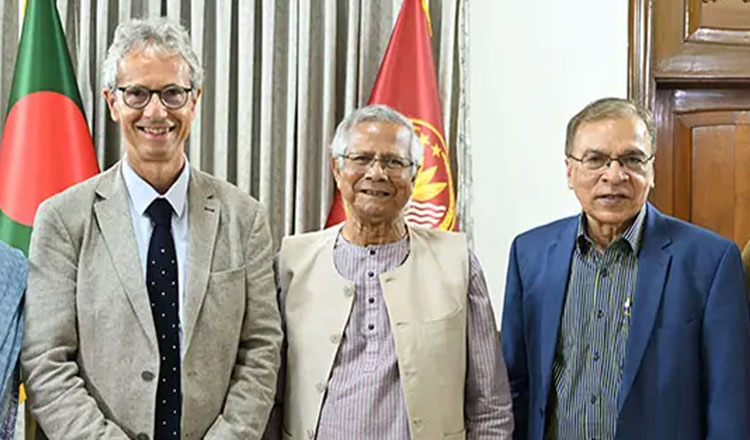 অর্থ পাচার ঠেকাতে বৈশ্বিক পদক্ষেপে প্রধান উপদেষ্টার আহ্বান