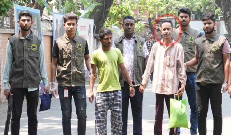 টিপু কিবরিয়ার বাসায় মিলল শিশুদের হাজারখানেক পর্নো ভিডিও