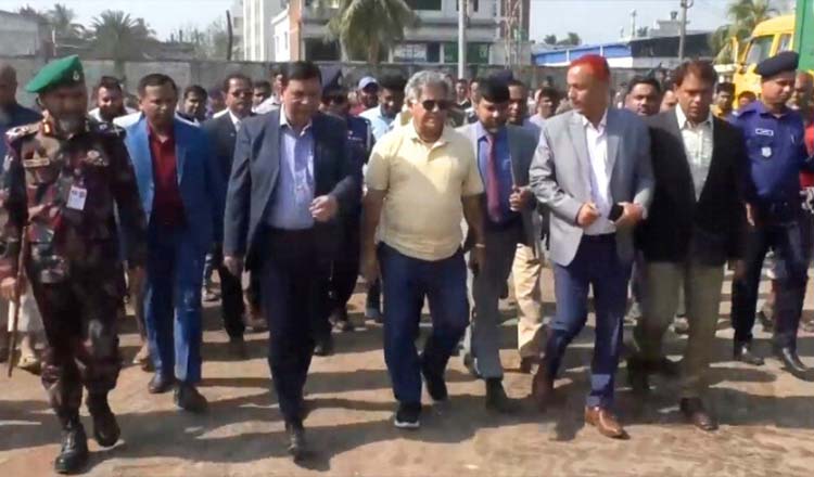 বাংলাদেশে রপ্তানি বন্ধ করলে ভারতই ক্ষতিগ্রস্ত হবে : নৌ-পরিবহন উপদেষ্টা