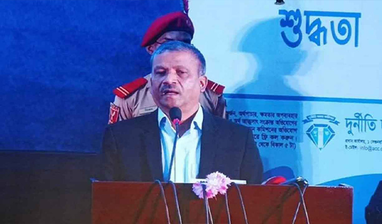 বিগত সরকারের দাসে পরিণত হয়েছিল দুদক, বিচার বিভাগ: আসিফ নজরুল