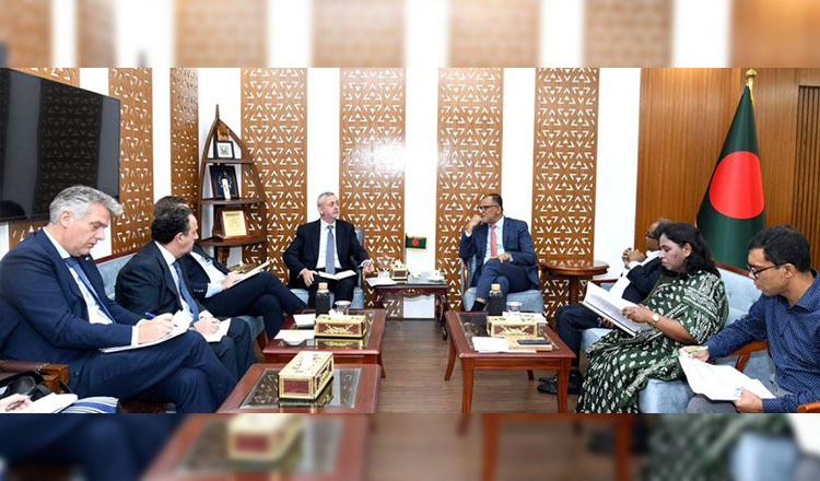 ইউরোপীয় ইউনিয়নের প্রতিনিধিদলের সাথে বাণিজ্য উপদেষ্টার বৈঠক