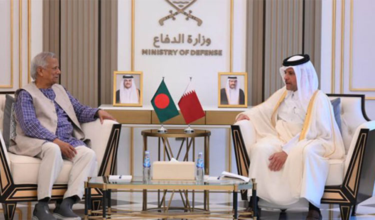 প্রধান উপদেষ্টার সাথে কাতারের প্রতিরক্ষা মন্ত্রীর সাক্ষাৎ