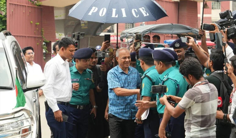 ঈদ ঘিরে আইনশৃঙ্খলা ও নিরাপত্তা পরিস্থিতি সন্তোষজনক ছিল : স্বরাষ্ট্র উপদেষ্টা