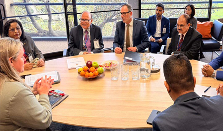 নিউ সাউথ ওয়েলস সরকারের মন্ত্রীর সঙ্গে ভূমি ও খাদ্য উপদেষ্টার বৈঠক