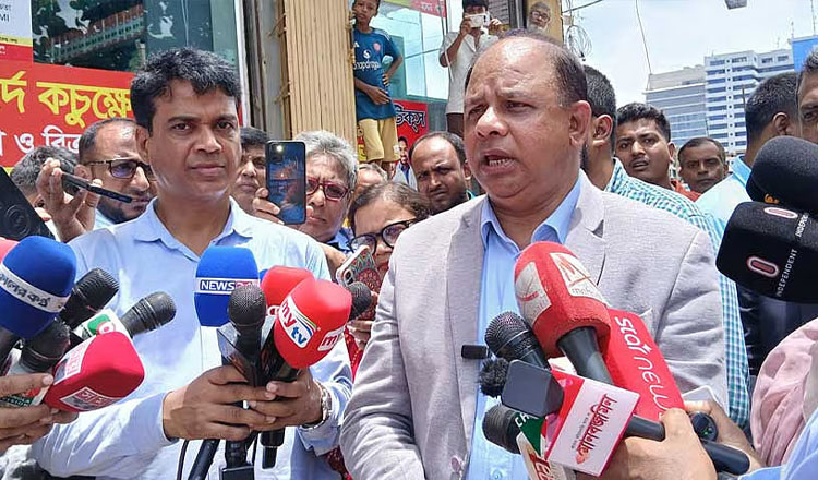 জেআইসিতে তারেক রহমানকে নির্যাতনের তথ্য পাওয়ার দাবি চিফ প্রসিকিউটরের