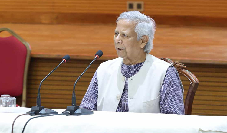 সজাগ দৃষ্টি রাখতে হবে দেশে যেন কোনো সহিংসতা ও হানাহানি না হয় : প্রধান উপদেষ্টা