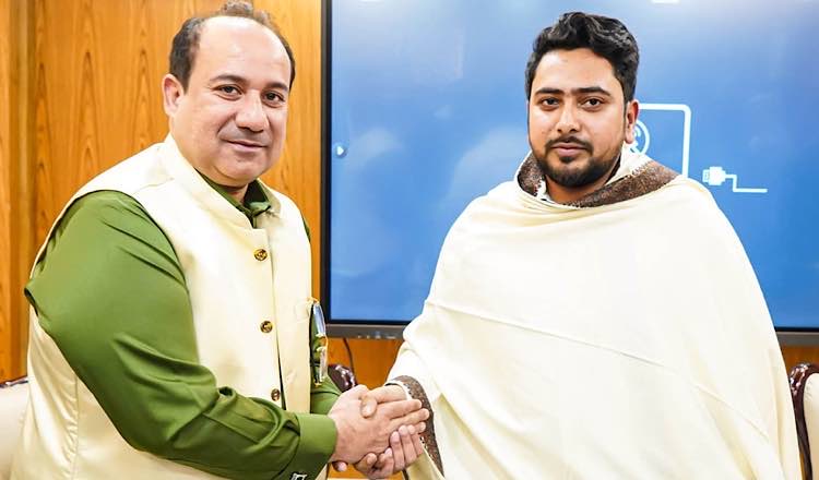 সংগীত শিল্পী রাহাত ফাতেহ আলীর সঙ্গে তথ্য উপদেষ্টার সাক্ষাৎ