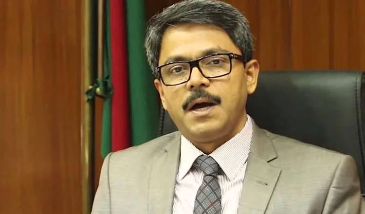 শাহরিয়ার আলমের স্ত্রী-সন্তানসহ দেশত্যাগে নিষেধাজ্ঞা