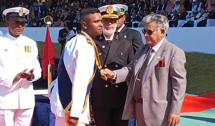 আন্তর্জাতিক মানের করা হবে দেশের মেরিন একাডেমিগুলোকে : নৌ-পরিবহন উপদেষ্টা