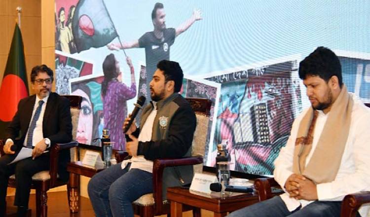 প্রাতিষ্ঠানিক সংস্কারই টেকসই গণতন্ত্র রক্ষা করবে: উপদেষ্টা মাহফুজ এবং নাহিদ